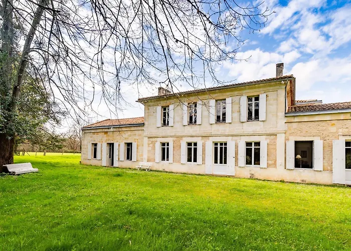 Ferienhaus Sorbede - Charmante Maison Pour 10 Personnes Montussan