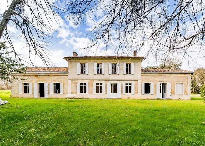 Sorbede - Charmante Maison Pour 10 Personnes